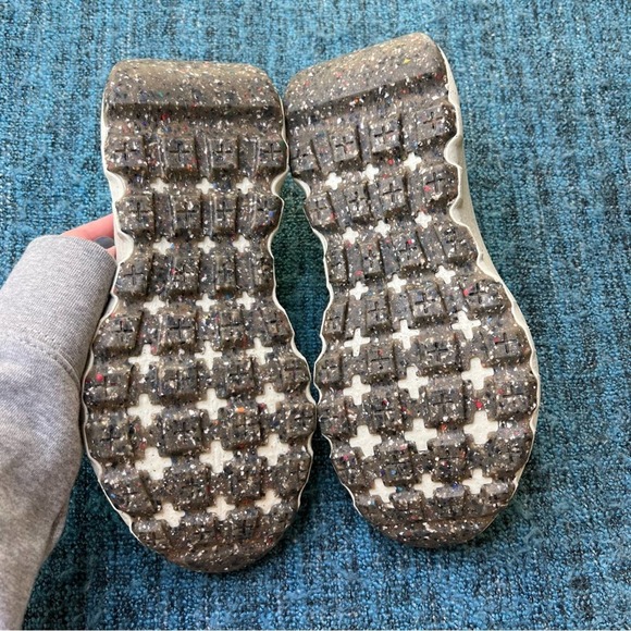 Nike Space Hippie 04 Sneakers in Light Lemon Twist - Picture 7 of 10